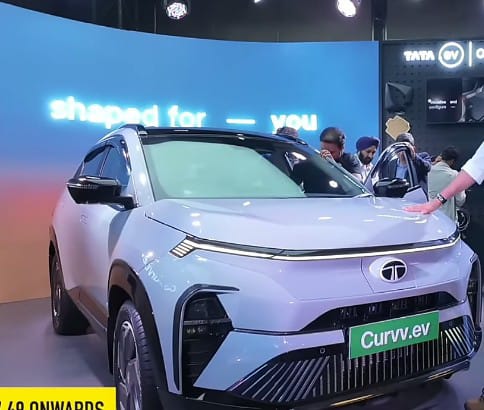 TA TA nexon को टक्कर देने आई हैं नई इलेक्ट्रिक जो सिर्फ आपको मिलेगी 18 लाख रुपये में