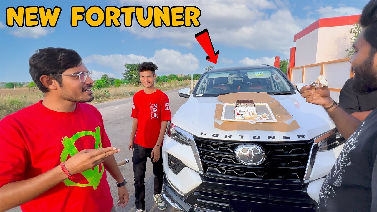 अमित XYZ की नई फॉर्च्यूनर का जलवा, ये हैं टॉप 5 खास फीचर्स 3 amit-xyz-new-fortuner-leader-edition